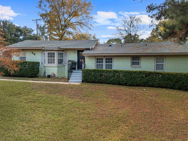 1000 Willow, Longview, TX 75602