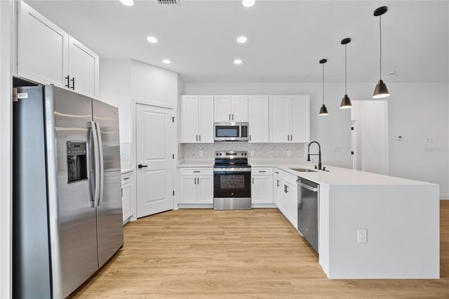 2421 W LANDMARK DRIVE, Citrus Springs, FL 34434