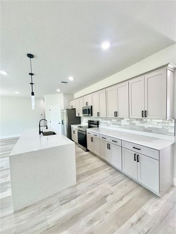 1690 HAMILTON AVENUE SE, Palm Bay, FL 32908