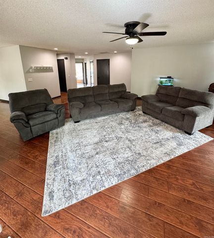 25 Alba Place, Hot Springs Village, AR 71909