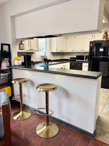 25 Alba Place, Hot Springs Village, AR 71909