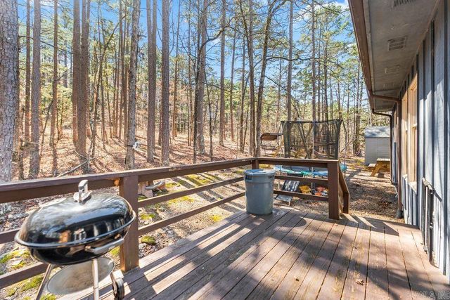 25 Alba Place, Hot Springs Village, AR 71909