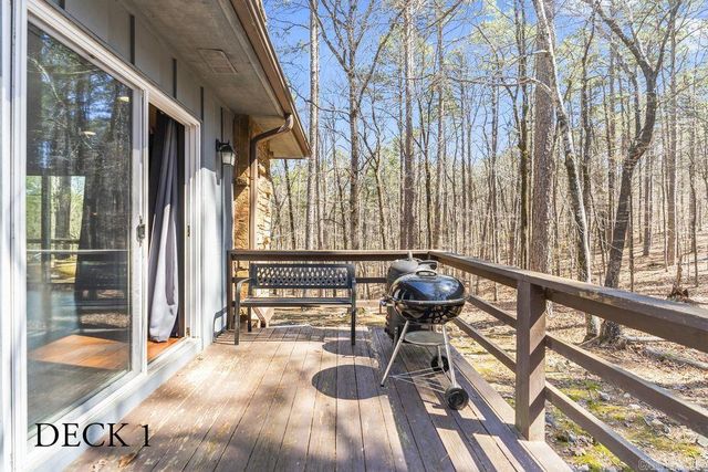 25 Alba Place, Hot Springs Village, AR 71909