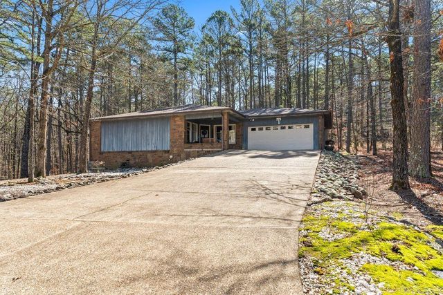 25 Alba Place, Hot Springs Village, AR 71909