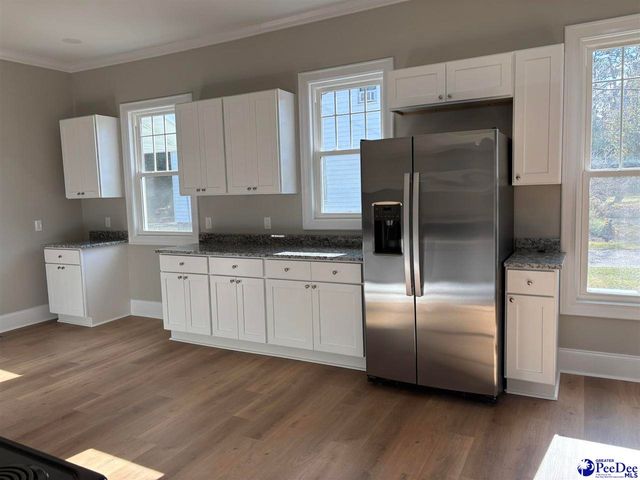 120 St Johns Street, Darlington, SC 29532