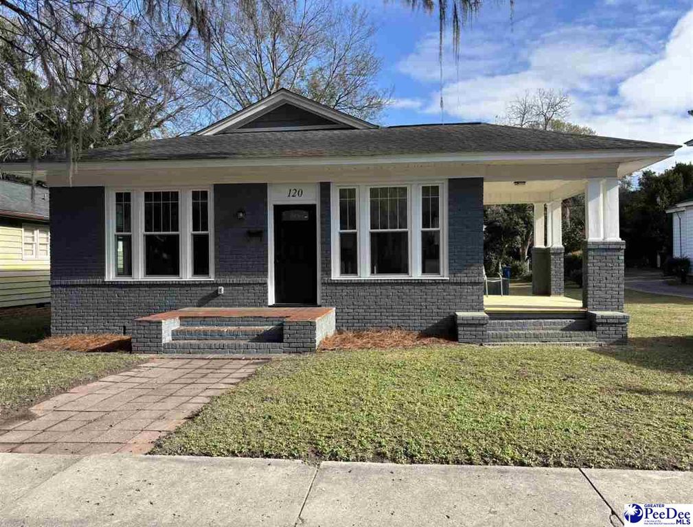 120 St Johns Street, Darlington, SC 29532