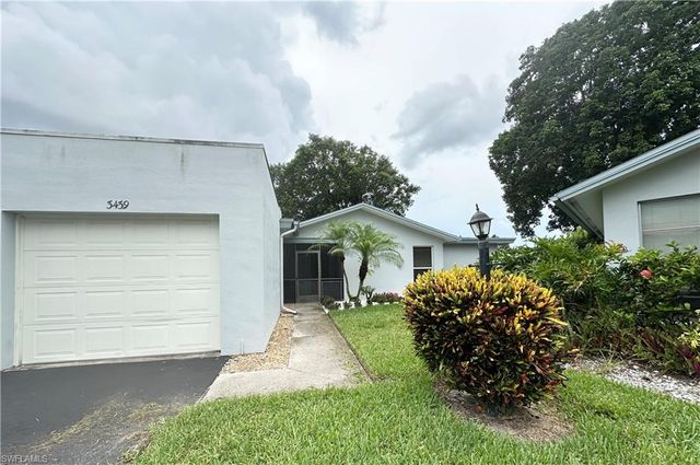 3439 Boca Ciega DR E7, Naples, FL 34112