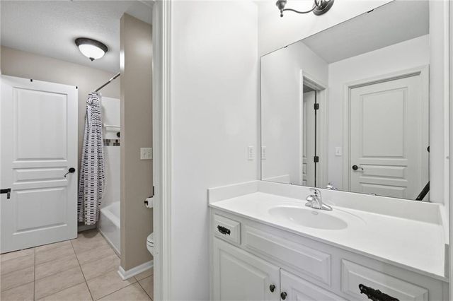 10301 N BROOKLYN Avenue, Kansas City, MO 64155