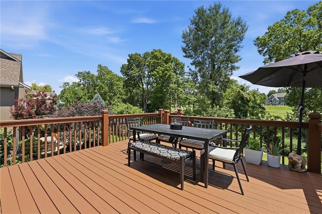 10301 N BROOKLYN Avenue, Kansas City, MO 64155