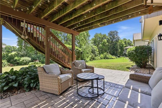10301 N BROOKLYN Avenue, Kansas City, MO 64155