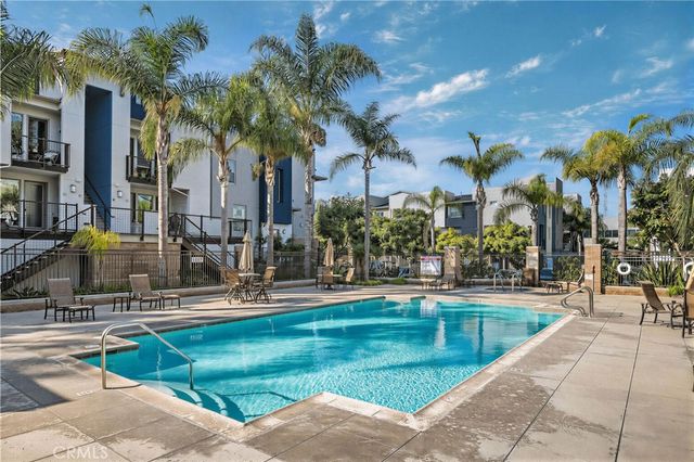 5403 W 149th Place 3, Hawthorne, CA 90250