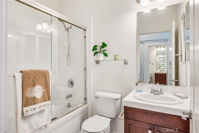 5403 W 149th Place 3, Hawthorne, CA 90250