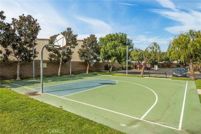 5403 W 149th Place 3, Hawthorne, CA 90250
