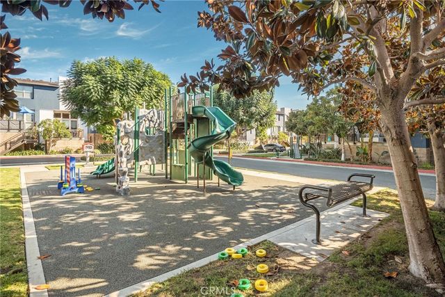 5403 W 149th Place 3, Hawthorne, CA 90250