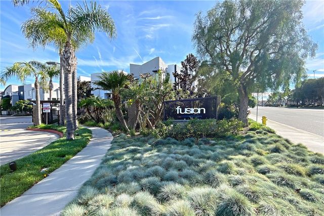 5403 W 149th Place 3, Hawthorne, CA 90250