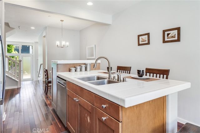 5403 W 149th Place 3, Hawthorne, CA 90250