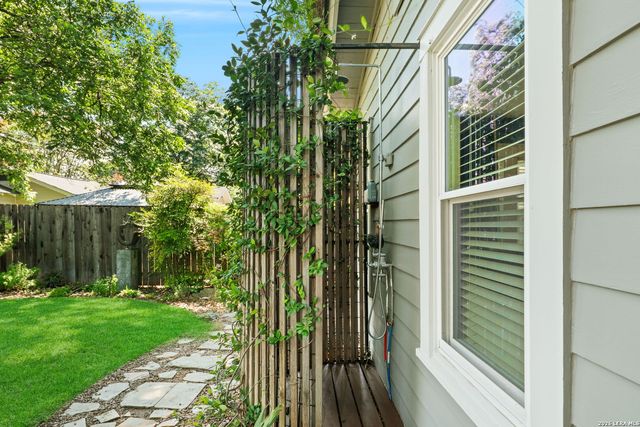 323 W Gramercy, San Antonio, TX 78212