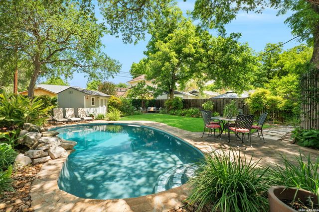 323 W Gramercy, San Antonio, TX 78212