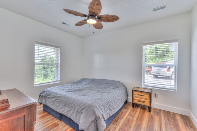 2 Cavern Bunker, Shelbyville, TN 37160