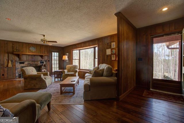 1043 Wilkerson Road SW, Rome, GA 30165