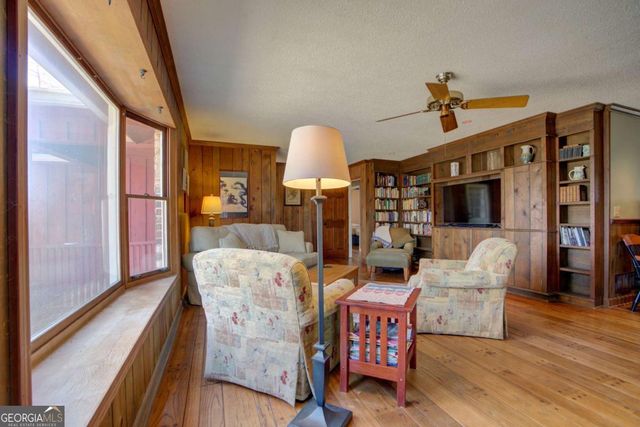 1043 Wilkerson Road SW, Rome, GA 30165