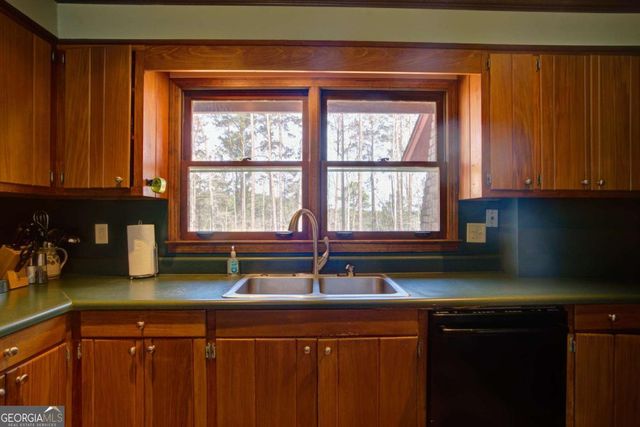 1043 Wilkerson Road SW, Rome, GA 30165