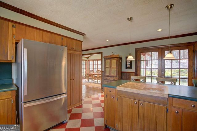 1043 Wilkerson Road SW, Rome, GA 30165