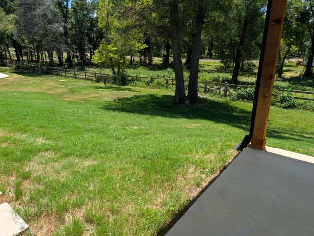206 Splitrail Drive, Mabank, TX 75143