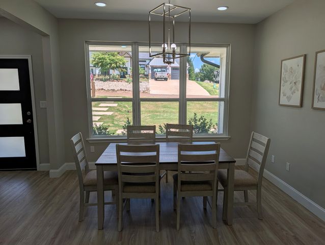 206 Splitrail Drive, Mabank, TX 75143