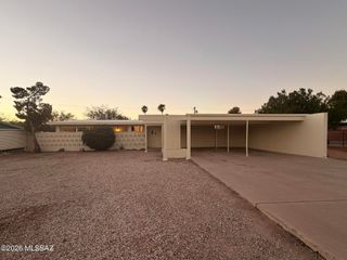 6917 E Rutgers Place, Tucson, AZ 85710