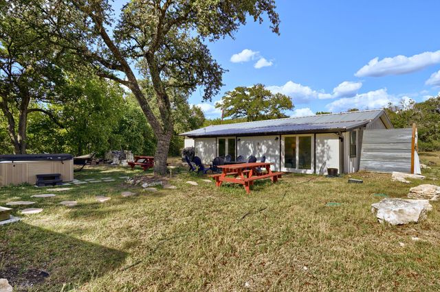 891 Lost CRK, Wimberley, TX 78676
