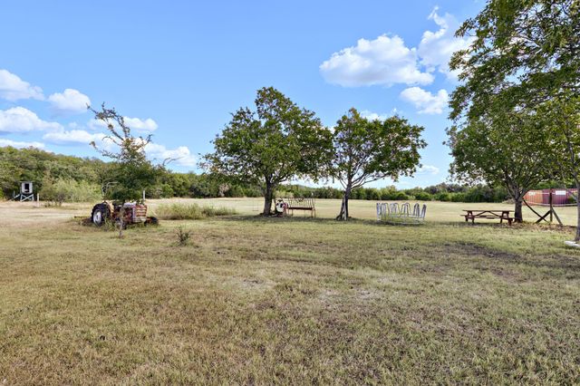 891 Lost CRK, Wimberley, TX 78676