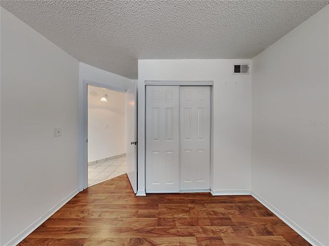 2552 WOODGATE BOULEVARD 201, Orlando, FL 32822