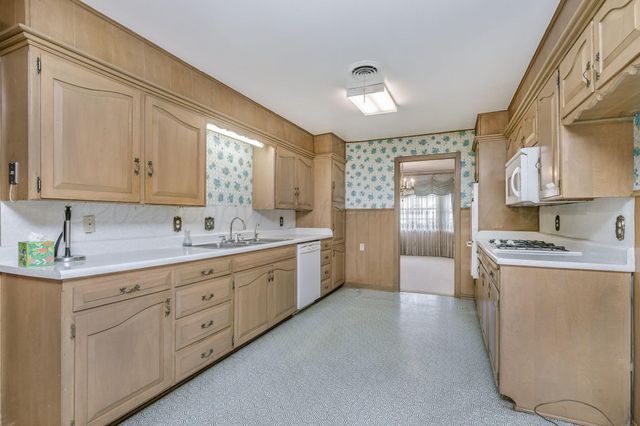 6501 DREYFUSS Road, Amarillo, TX 79106