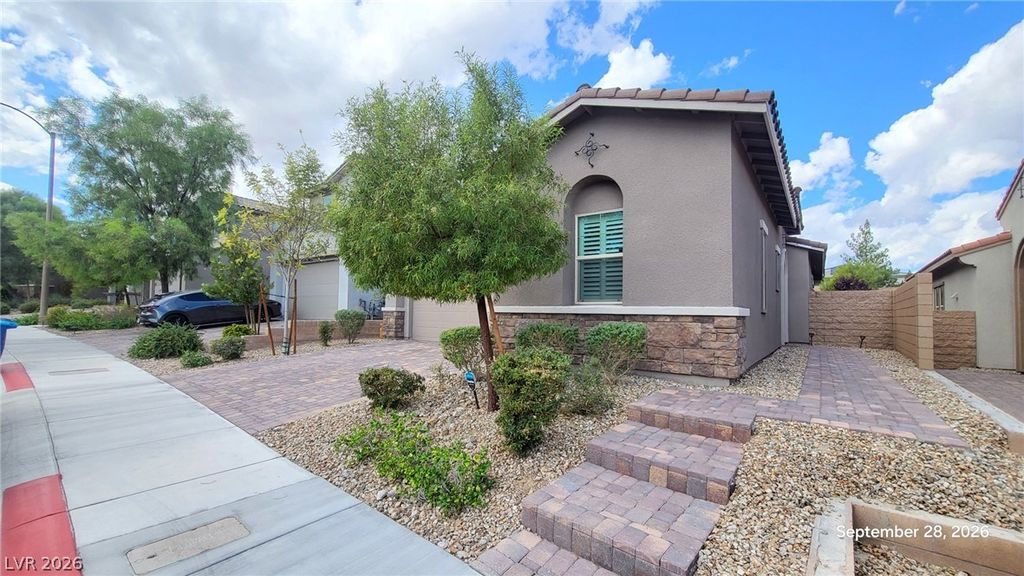 8861 Highland Skye Drive, Las Vegas, NV 89166 — photo 2