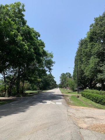 1630 Crestdale Drive, Houston, TX 77080