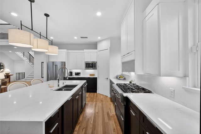 9527 Biscayne Boulevard, Dallas, TX 75218