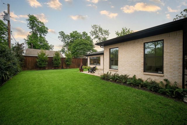 9527 Biscayne Boulevard, Dallas, TX 75218