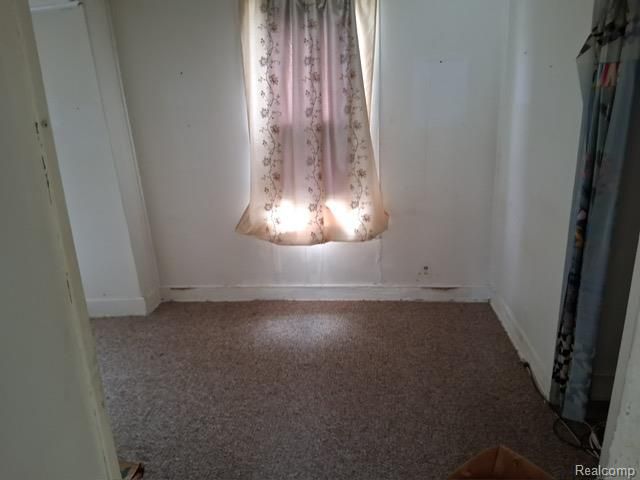 3310 Larchmont Street, Flint, MI 48503