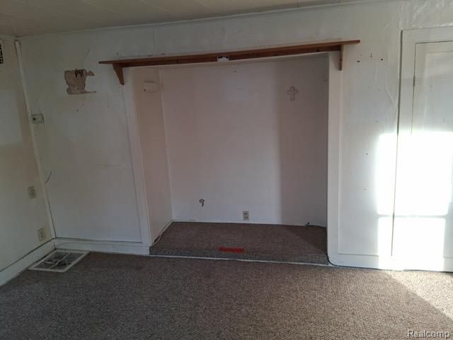 3310 Larchmont Street, Flint, MI 48503