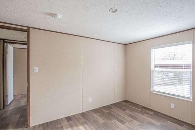 2013 Spring Court, Azle, TX 76020