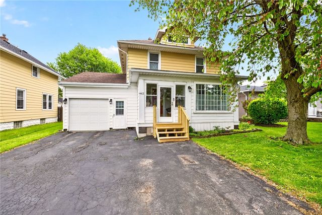 462 Crossfield Road, Irondequoit, NY 14609
