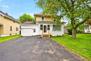 462 Crossfield Road, Irondequoit, NY 14609