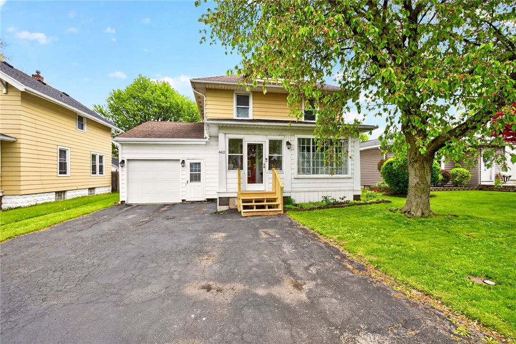 462 Crossfield Road, Irondequoit, NY 14609