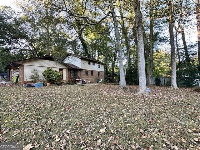 648 BRALORNE Drive, Stone Mountain, GA 30087