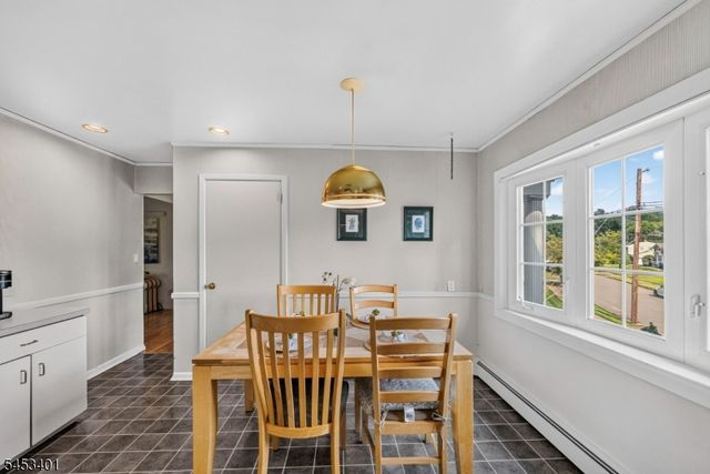 13 Friar Way, Wayne Twp., NJ 07470
