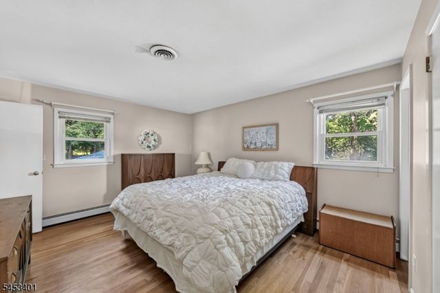 13 Friar Way, Wayne Twp., NJ 07470