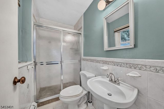 13 Friar Way, Wayne Twp., NJ 07470