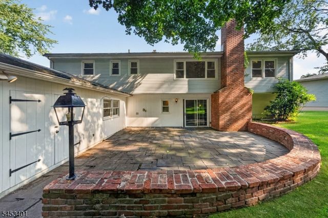 13 Friar Way, Wayne Twp., NJ 07470