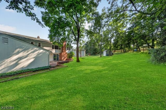 13 Friar Way, Wayne Twp., NJ 07470
